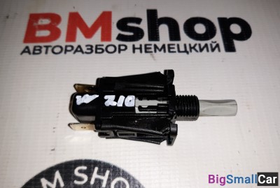 Концевик Мерседес W210