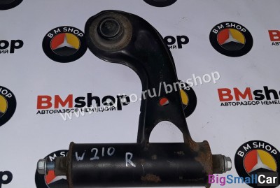Рычаг передний верхний правый Мерседес W210 W202