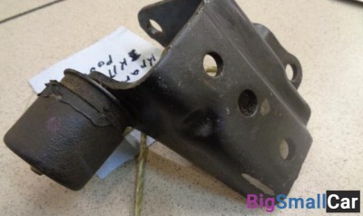Кронштейн опоры РКПП (робот) от Toyota CorollaVerso E121, R10 2004-2009