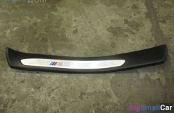 Порожек наружн. задн. лев. (51 Оснащение Кузов) 51477898823