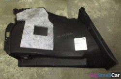 Коврик багажника прав. (51 Оснащение Кузов) 51477024858