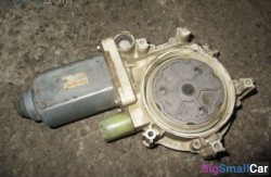 Моторчик стеклоподъемников перед. прав. задн. лев. (51 Оснащение Кузов) 676283605121