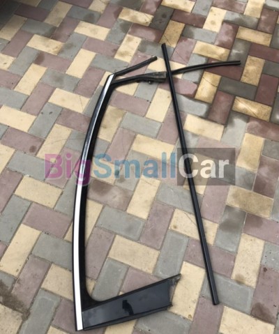 Молдинг правой двери Opel Astra j gtc 1.4