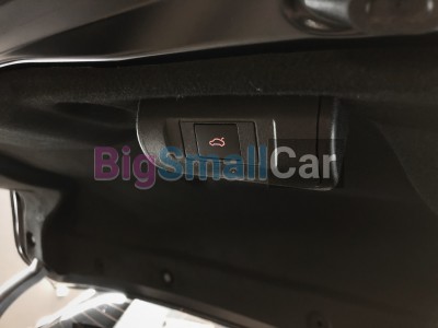 Автоматический доводчик багажника на Volkswagen Tiguan